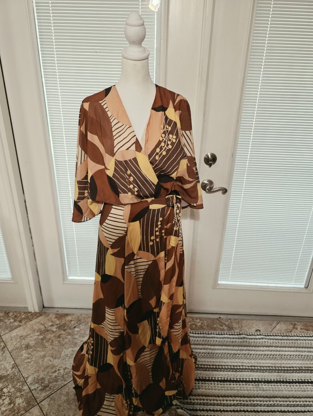 Hutch Anthropologie Abstract Brown Yellow Wrap Maxi Dress Kimono Sleeve Size Sma - Picture 2 of 7